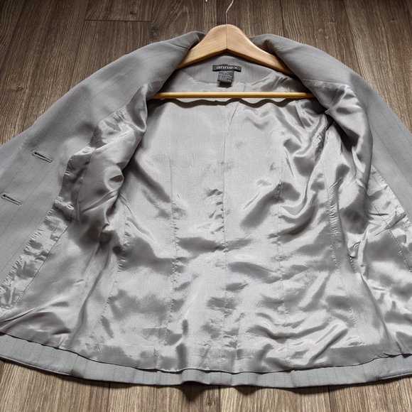 Vintage Women (S) - ANNEX Grey Pinstripe Suit: Machine-Washable - Picture 5 of 15